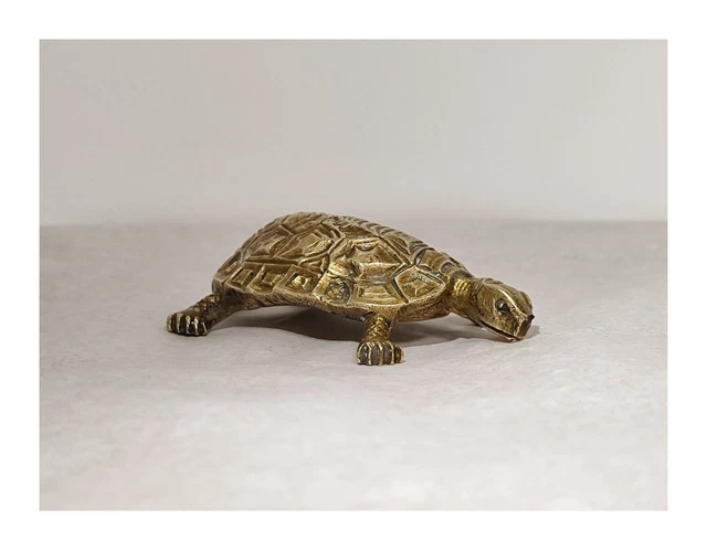 Repose-plat Ancien En Bronze Massif – Motif Tortue, Art De La Table, Fabrication Française (1900-1920)