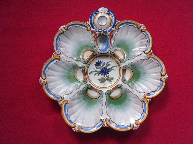 Ancienne assiette murale décorative signée Saint Clément France