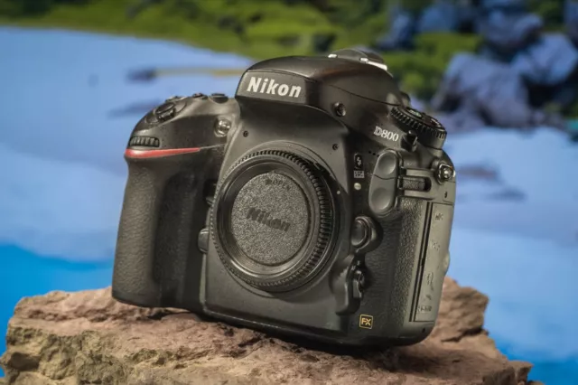 Nikon D800 36.3 MP 3 battery's!  Shutter 20796k 2