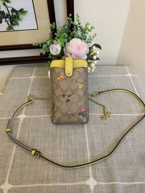 NWT Coach Phone Crossbody In Signature Canvas With Bee Print C8672