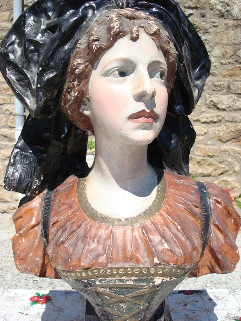 A restaurer buste plâtre ancien fin 1800 début 1900 signé Richard Aurili n°937