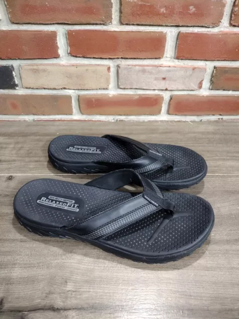 Skechers thong sandal flip flop Mens sz 11 Relaxed Fit Memory Foam Reggae EUC