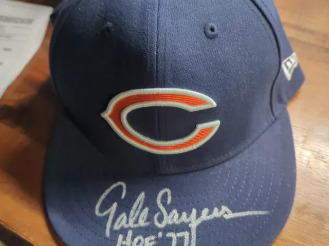 Gale Sayers Signed New Era Chicago Bears Hat Auto