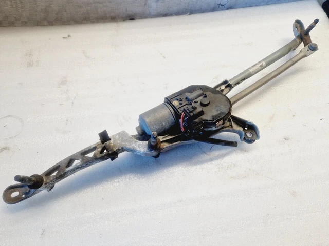 Kit Balais D’essuie-glace Avant Pour Mercedes Classe C W204 - Marque Boloromo, Neuf Sous Emballage, Référence 15939996
