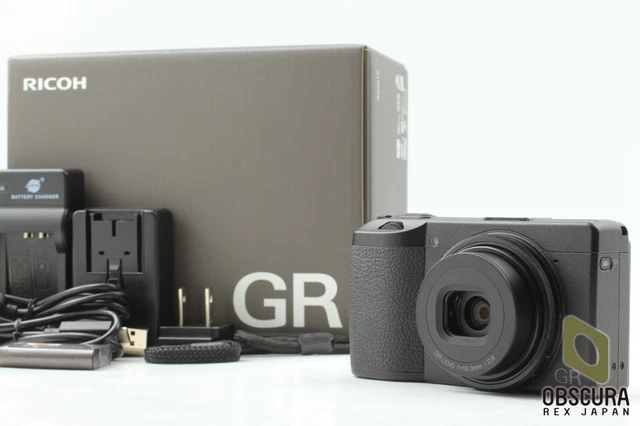 2 batteries Mint Box/ Ricoh GRIII 24.2MP Used Compact Digital Black Camera JAPAN