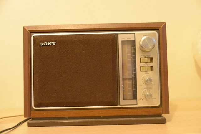 VINTAGE SONY ICF-9740W AM/FM Wood Cabinet Analog Tabletop Radio Works ...