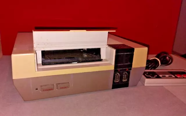 Console Nintendo NES avec manette - Vintage/ancien rétrogaming - Non testée 3
