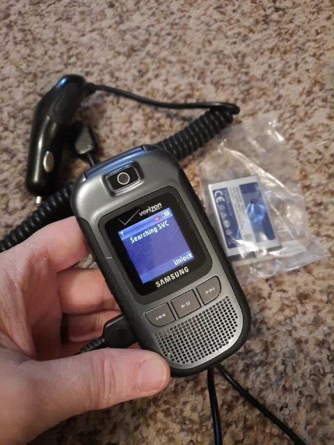 [TECH] Samsung Convoy Verizon Flip Phone w/ Extra Battery Wall & Car Charger