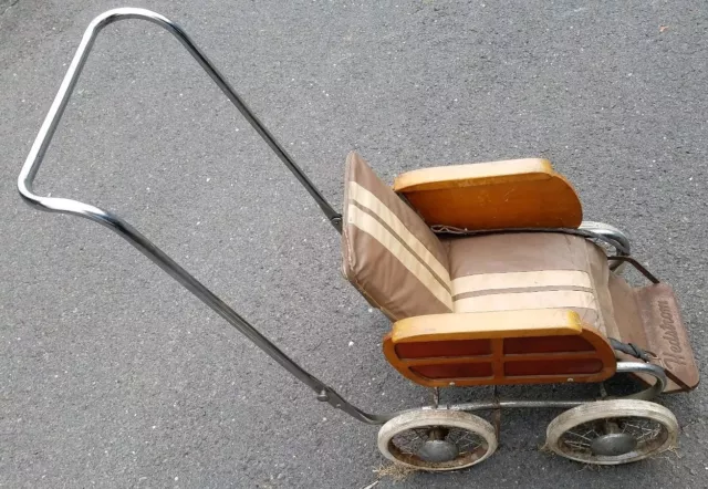 BABY BUGGY - Hedstrom - Stroller 1940's? . Woody LOCAL PICK-UP ONLY BERLIN CT
