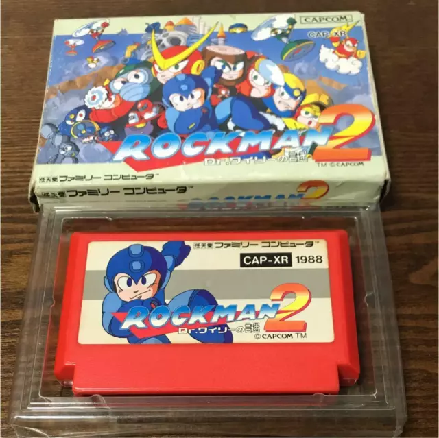 CAPCOM ROCKMAN 2 MEGAMAN Nintendo FAMICOM NES Cartridge Boxed set