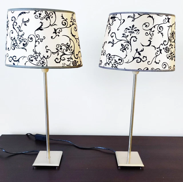 Coppia lampade da tavolo in metallo Van de Heg con paralume