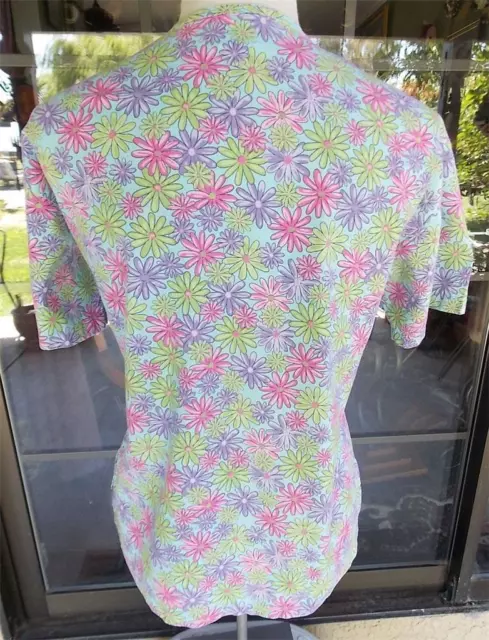 Floral Nursing Uniform Peaches Scrub Top Sz. M 2