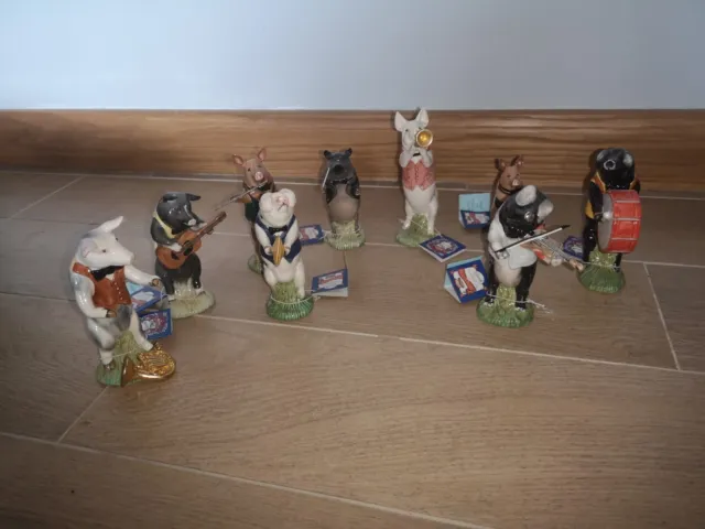 Beswick Musical Pig Promenade Band Complete Set of 9