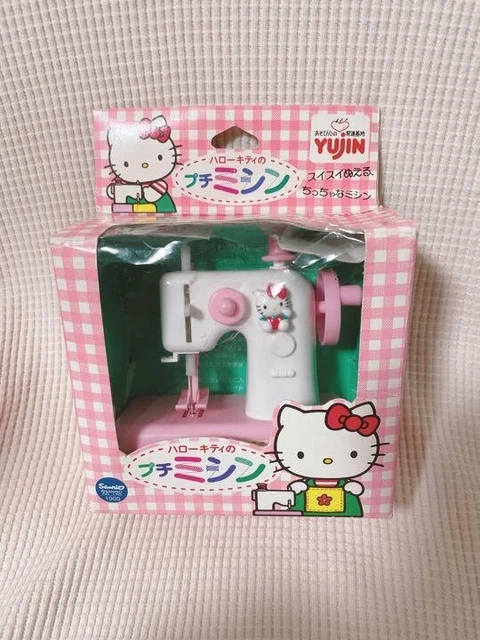 Rere / Hello Kitty Vintage Yujin Mini Sewing Machine (1996) From Japan