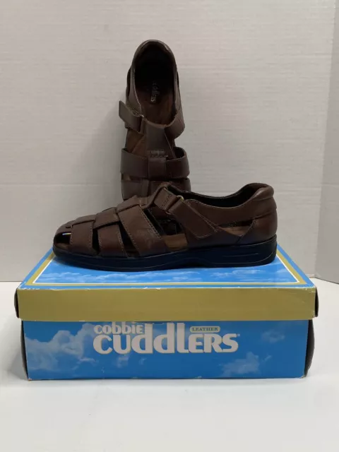 Women's Cobbie Cuddlers Leather Fisherman Sandal Brown Size 7.5W