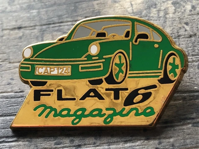 Pin's Porsche – Insigne Émail Logo Voiture – Blason Collection Auto – Occasion