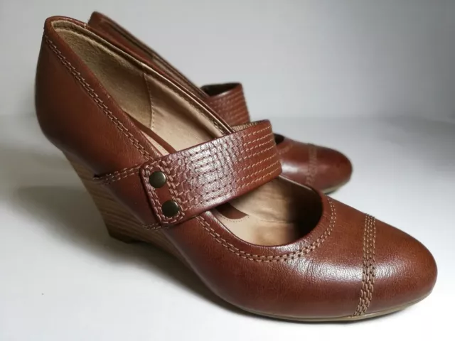 5th Avenue Women's Wedge Shoes. Camel Brown. All leather size EU37.