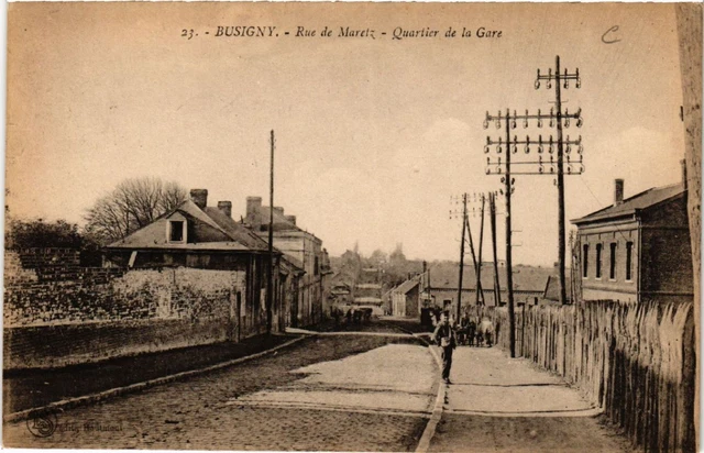CPA BUSIGNY - Rue de MARETZ - Quartier de la Gare (512505)