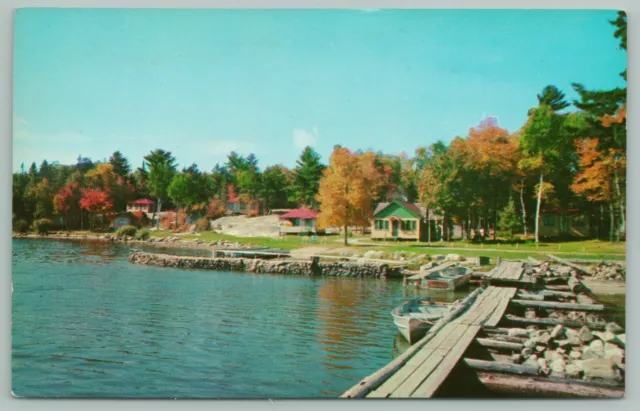 Ray Minnesota~Moose Horn Resort~Motel~Lake~Dock~Rowboats~Autumn Trees~1950s