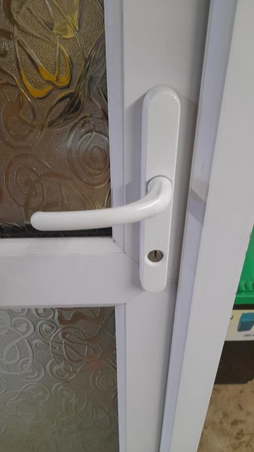 FRONT DOOR & FRAME WHITE (FIRST HOME IMPROVEMENTS Ltd) 2