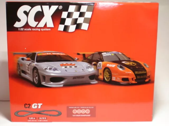 SCX C2 GT Analogue Track set with 2 slot cars 1/32 scale new