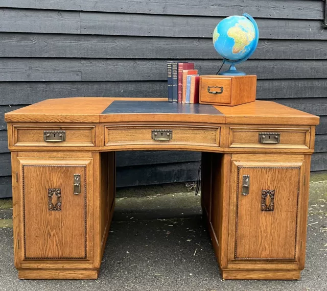 Art Deco Style Early 20th Century Heavy Solid Oak Kneehole Writing Desk 3