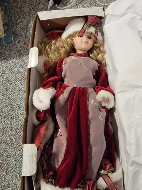 heritage collection mckenzie doll Open Box W/ COA