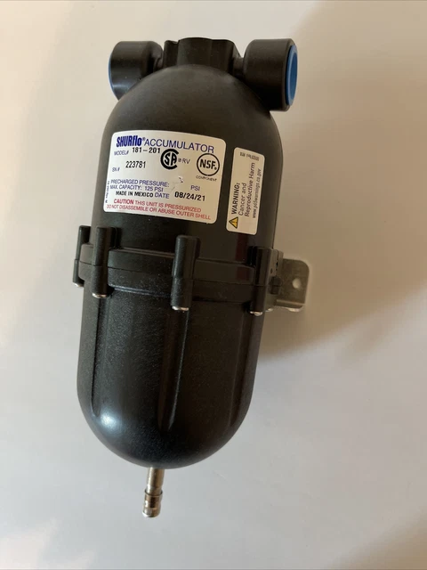 SHURflo Accumulator Model #181-201 NEW w/mounting Bracket!
