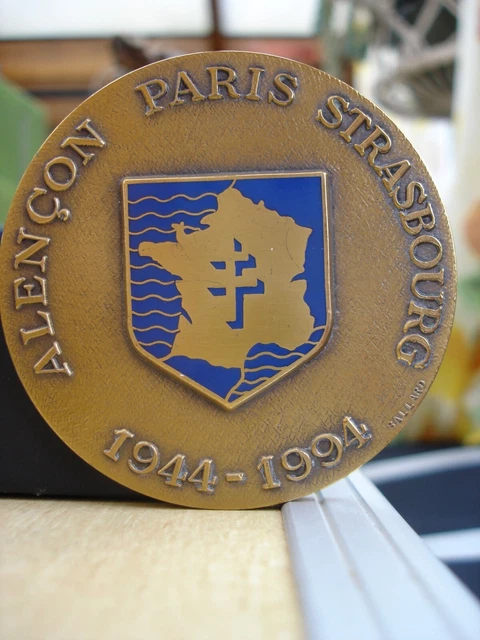 Médaille Française 50 Ans De La Libération 1944-1994 - 2ème DB Par Ballard - Bronze