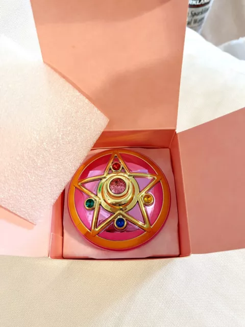 Sailor Moon Miracle Romance Shining Moon Powder Compact by BANDAI.