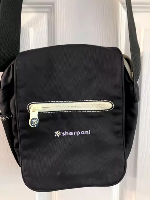 Sherpani Pica Crossbody Purse Bag Black