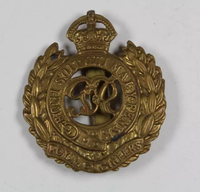 British Army WWII Period "Royal Engineers" Military Cap Badge,.