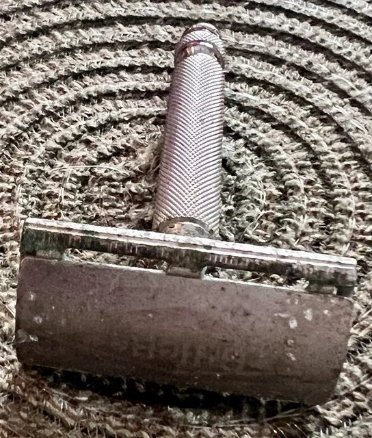 Vintage 1940's Gillette TECH Ball End Safety Razor Pre Date Code