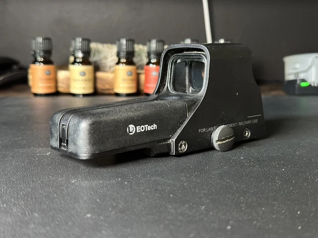 EOTech 512 Holographic Sight - Black
