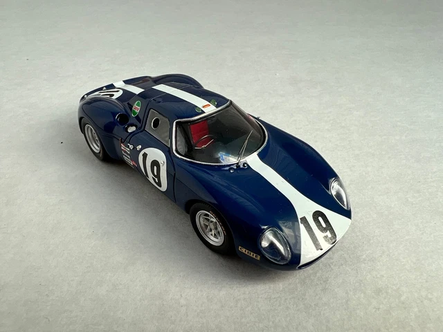KIT MONTÉ BASE Starter 1/43 - Ferrari 250 LM Winner Le Mans 1965 N°21