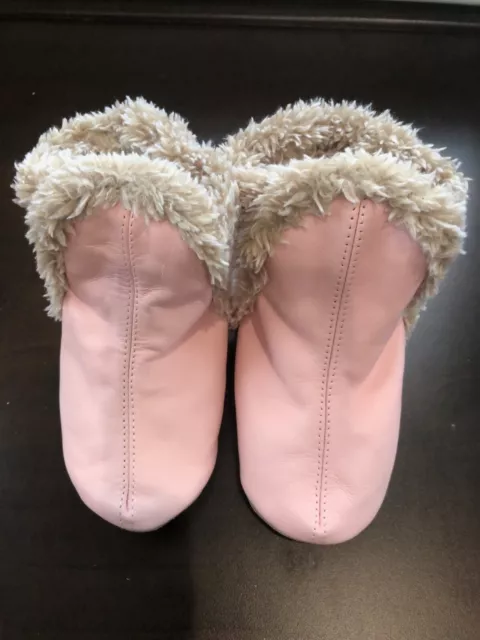 Robeez Soft Soles Classic Booties Leather Upper Faux Fur Lining 12-18 Month Pink