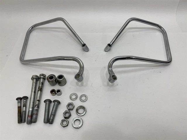 Harley-Davidson 2016 Dyna Street Bob Saddlebag Supports & Hardware 91017-10A