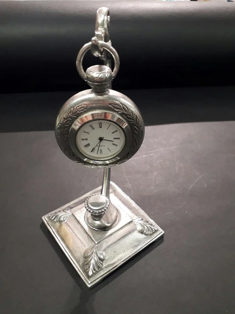 Orologio a cipolla con supporto da Collezione uomo donna anni 30 40 50 60 70 80