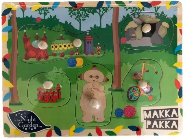 In the night garden wooden shop peg puzzle