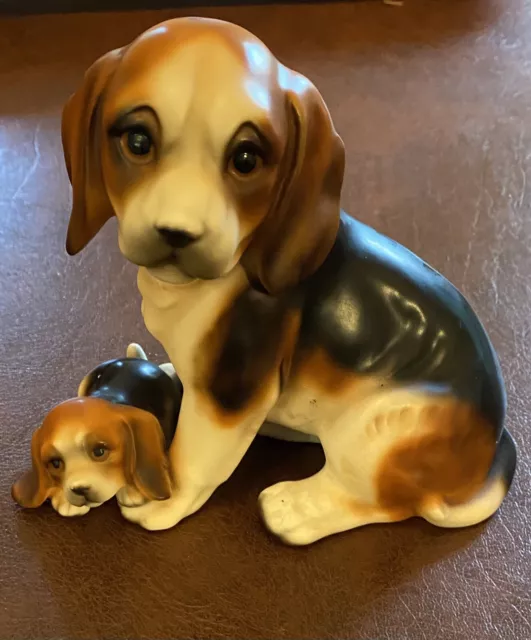 vintage HR beagle dog and puppy hand painted in germany