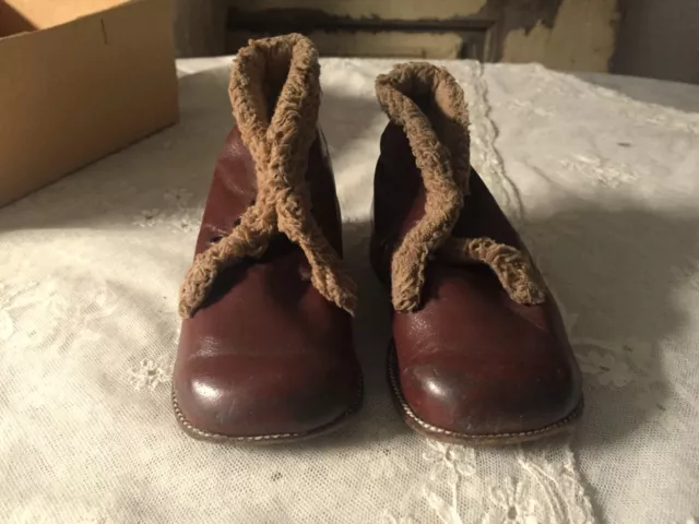 Alte Winter Kinderschuhe Leder Schuhe Stiefel braun mit Fell 1954 Vintage 3