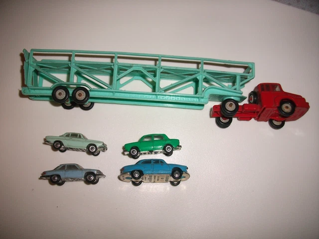 Micro-miniature Norev : Ensemble Tracteur UNIC Transportant 5 Voitures à L'échelle 1/86 (HO) - Occasion Collection