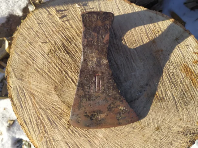 Ancient antique iron axe 1726 g - 19 cm