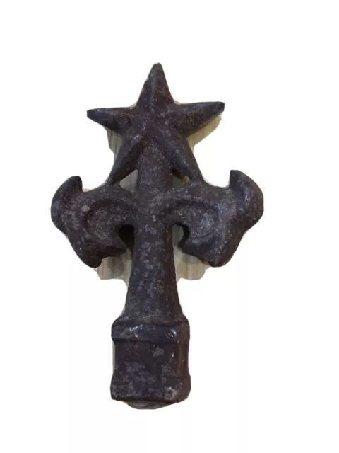 Rare VTG Ornate Cast Iron Fence Finial Architectural Salvage rustic star scrap