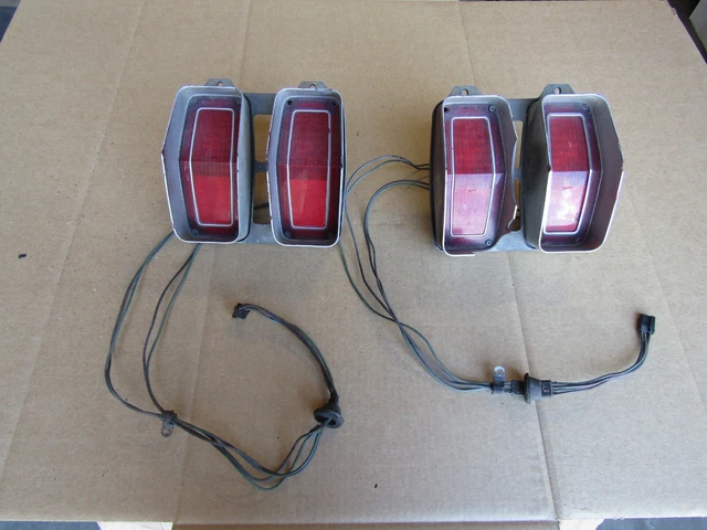 1970 OLDSMOBILE CUTLASS Tail Light Housing and Lens Set $295.00 - PicClick
