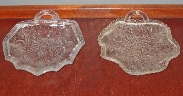 Coupes en verre  "feuille"  lot de 2