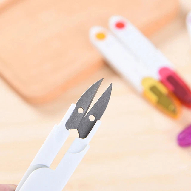 1Pcs/Lot Safety Wear Cover Handle Sewing Scissors Thread Yarn Cutting U Shear ql