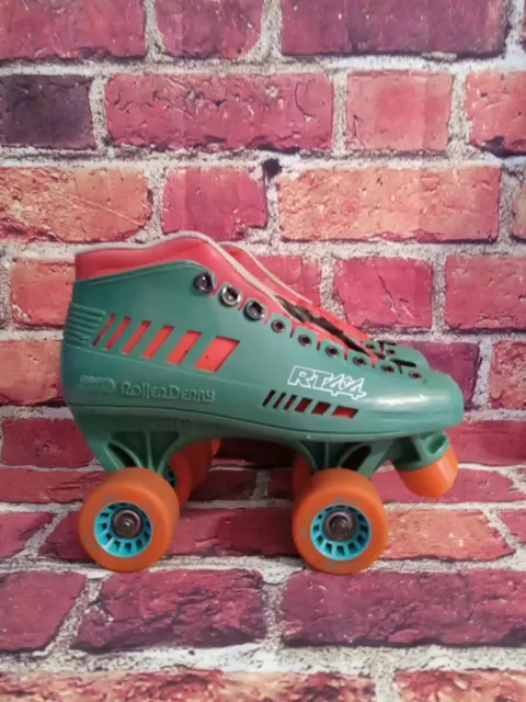 RT4+4 RollerDerby Torsion Beam Rollerskates Size 7 Green/Orange