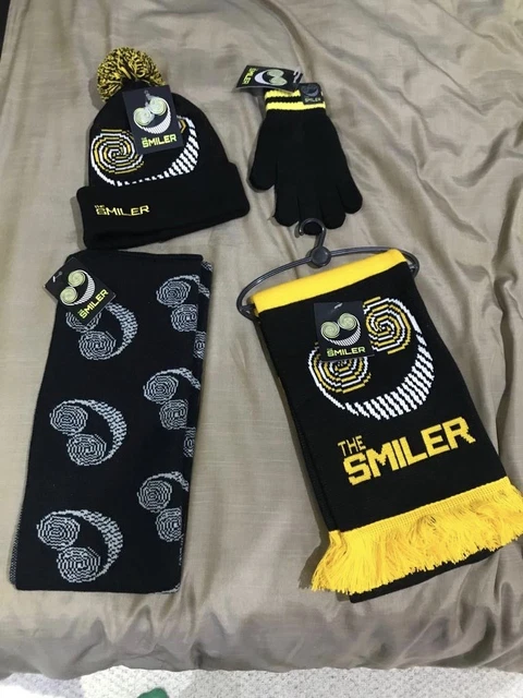 ALTON TOWERS THE Smiler Hat Scarf Gloves Snood 25 00 PicClick UK alton-towers-the-smiler-hat-scarf-gloves-snood-25-00-picclick-uk