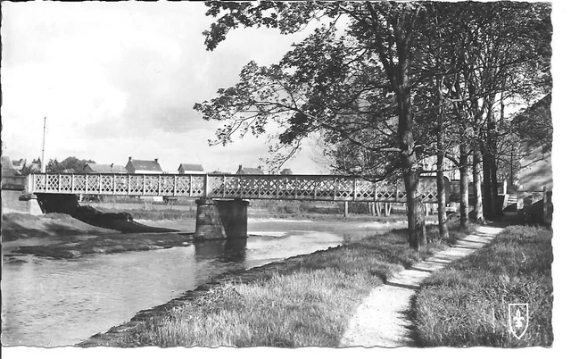 COSNE D'ALLIER - le pont sur l'Oeuil et la baignade